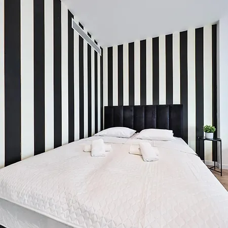 Apartmán I Perfectapart I Prosta 69c I Towarowa Tower I Bezplatny Garaz I Varšava